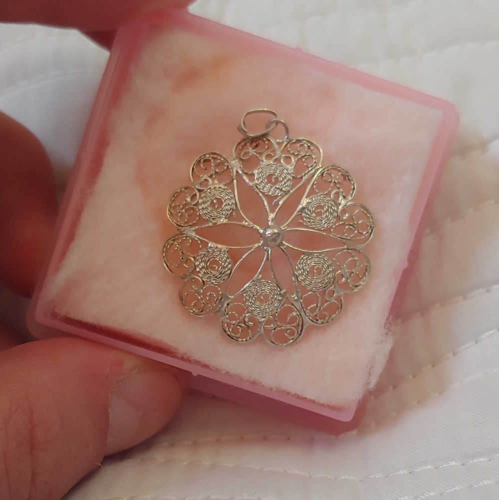 NWT Pendant from Tunisia - Picture 4 of 8